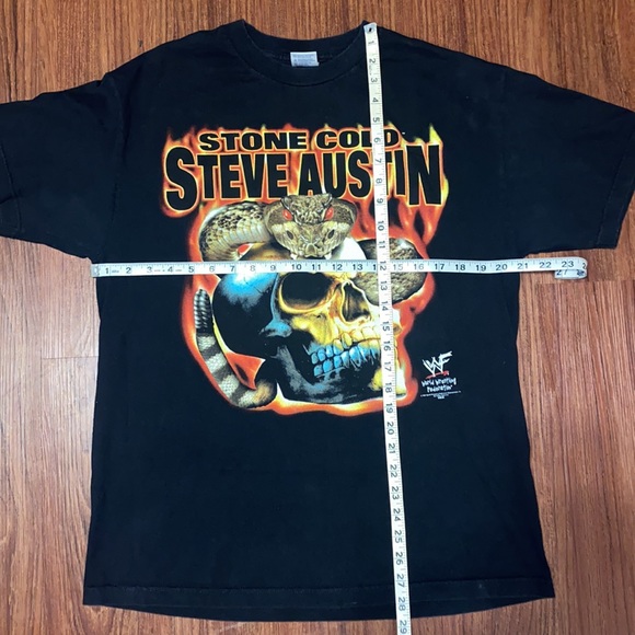 WWF Shirt - Picture 7 of 7